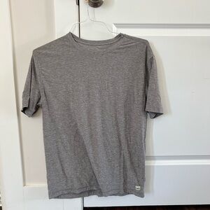 Vuori strato tech Gray Short Sleeve Tees Casual Comfort